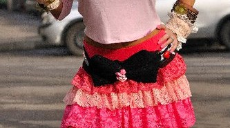 Vino la Balkanik Festival ca să creezi ornamente şi bijuterii cu motive ungureşti, sârbeşti sau ţigăneşti
