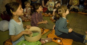 De dragul artei lansează programe adresate grădiniţelor în Muzeul Ţăranului Român