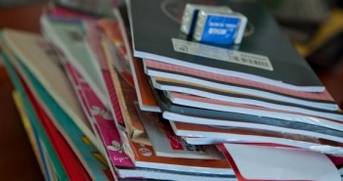 Au donat rechizite copiilor de la Afterschool Clinceni