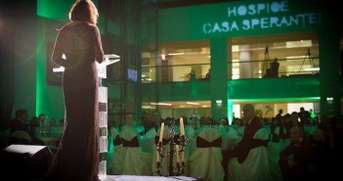 La Balul Edelweiss pentru HOSPICE, se va licita o oră de tenis cu Simona Halep
