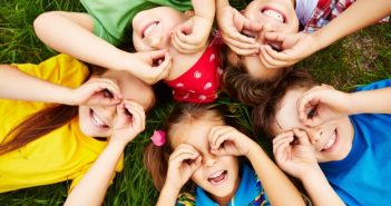 Atelier de dezvoltare personală prin teatru pentru copii (8-12 ani)